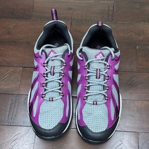 Columbia Women's Grove Heights Low OutDry Trail Shoes YL1041-033 Size 9.5